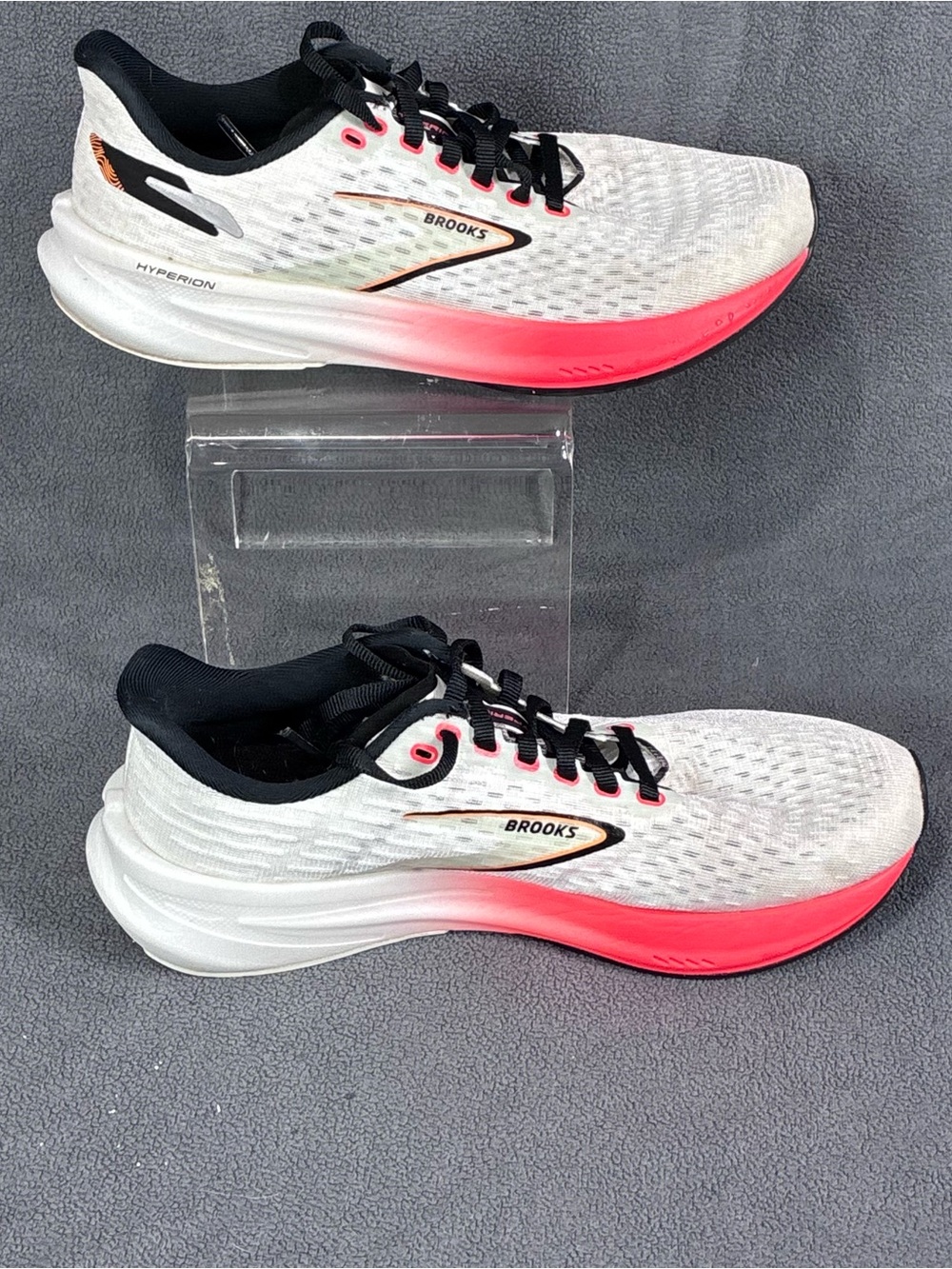 Brooks Women's White & Pink Gradient Hyperion Running Shoes